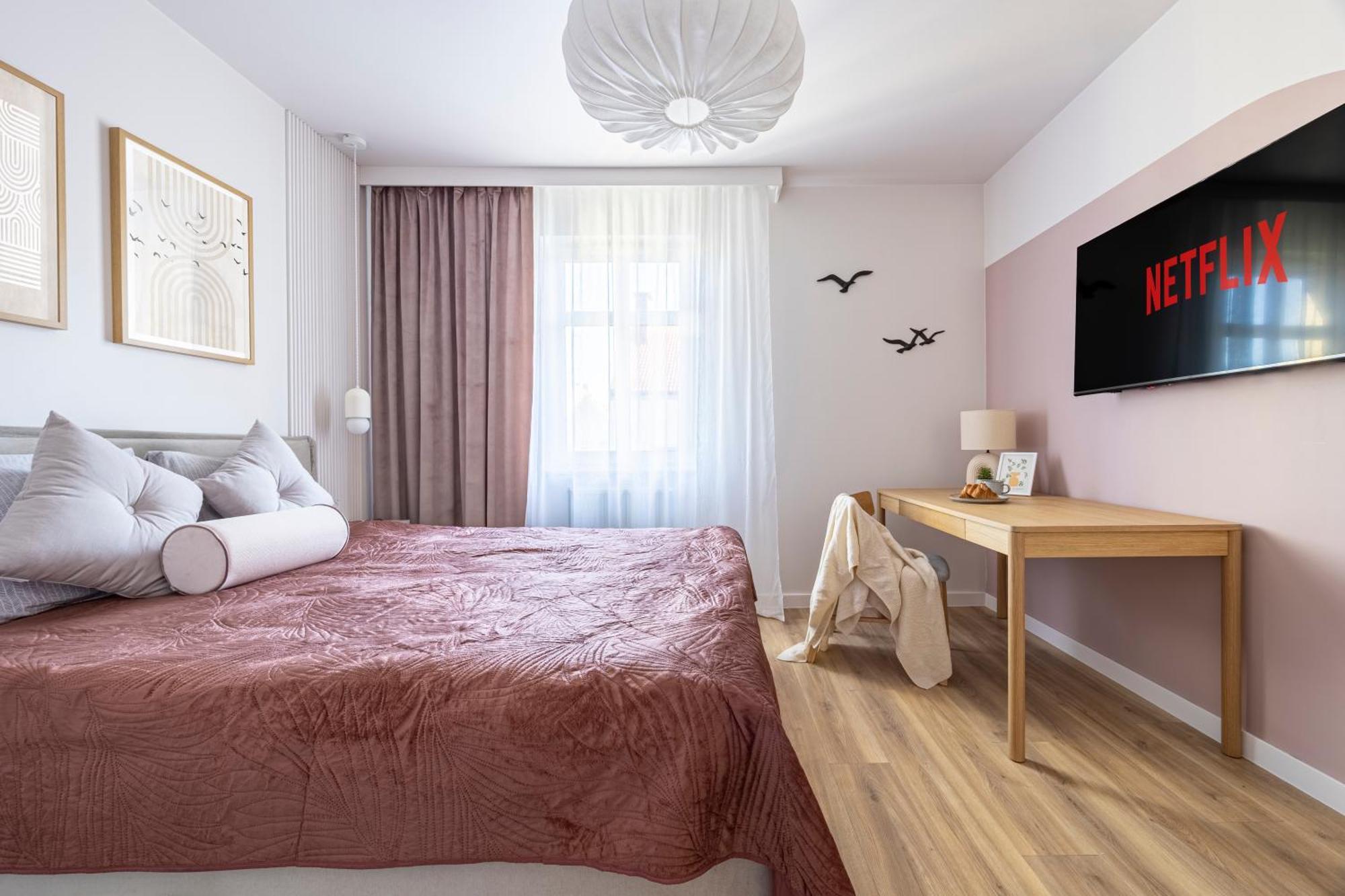Comfy Aparts Sw Mikolaja Apartment